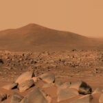 Mistério em Marte: milhares de rochas brancas incomuns são descobertas